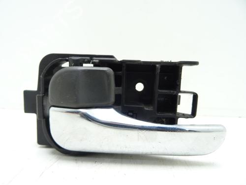 Used Rear left interior door handle NISSAN X-TRAIL I (T30) 2.2 Di 4x4 (114 hp) 29631525