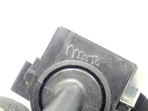 Used Steering column stalk Steering column stalk TOYOTA YARIS (_P1_) 1.4 D-4D (NLP10_, NLP10R) (75 hp) 33828807 33828807