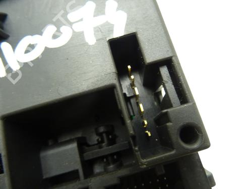 steering-column-stalk-renault-clio-iii-br01-cr01-2005-2006-2007-2008-2009-2010-2011-2012-2013-2014-37067540 main image