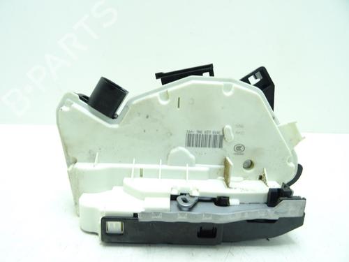 Højre fortil lås VW TIGUAN (5N_) 2.0 TDI (140 hp) 31313514