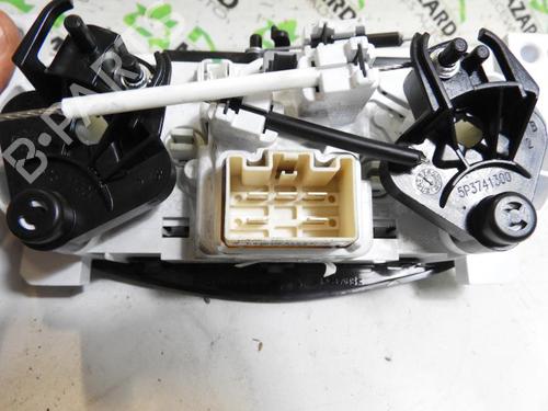 Used Climate control Climate control DACIA DOKKER MPV (KE_) 1.5 dCi (KEAJ, KEAH) (90 hp) 20072142 20072142