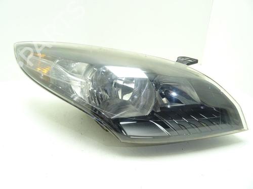 right-headlight-renault-megane-iii-hatchback-bz01_-b3_-2008-34285360 main image