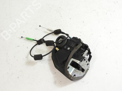 Used Rear left lock Rear left lock 20054475 20054475