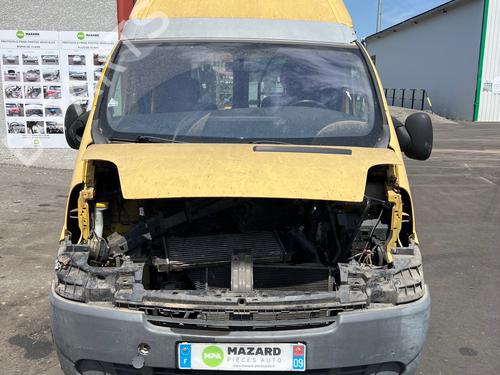 Brugte RENAULT TRAFIC II Van (FL) 2.0 dCi 90 (FL0H, FL00, FL01, FL0M, FL0P, FL0S) 4779713