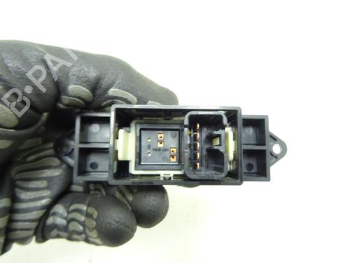 right-front-window-switch-citroen-c4-aircross-2010-31313466 main image