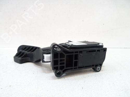 Used Pedal Pedal PEUGEOT 108 1.2 (82 hp) 20063649 20063649