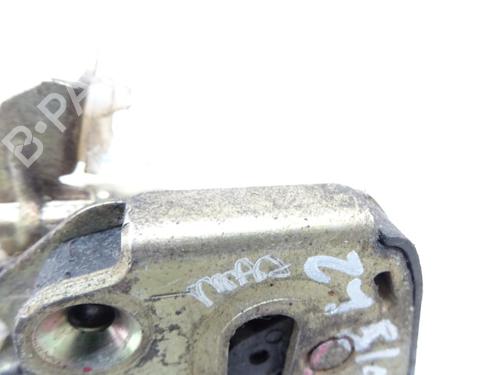 Rear left lock NISSAN TERRANO II (R20) 2.7 TDi 4WD | BP20041435C100 