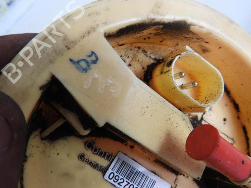 Used Fuel pump BMW 1 Coupe (E82) 120 d (177 hp) 20045130