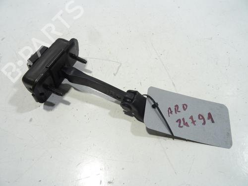 Used Hinge/Door check strap PEUGEOT 2008 I (CU_) 1.2 THP 110 / PureTech 110 (110 hp) 25407205
