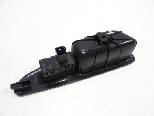 Used Right rear window switch Right rear window switch PEUGEOT 308 I (4A_, 4C_) 1.6 HDi (92 hp) 27539991 27539991