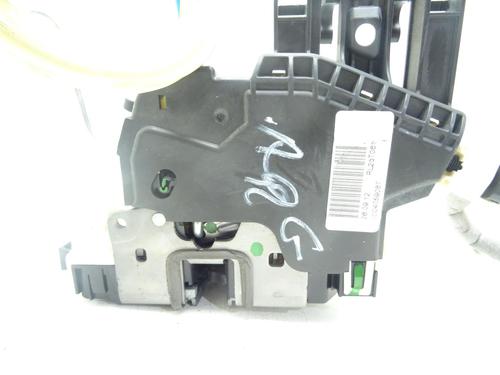 rear-left-lock-mercedes-benz-a-class-w176-2012-2013-2014-2015-2016-2017-2018-34109105 main image