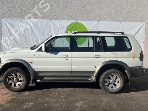 Gearbox MITSUBISHI PAJERO SPORT I (K7_, K9_) 2.5 TD (K94W, K74T) | BP32094184M3 