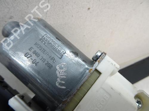 Used Front right window mechanism Front right window mechanism AUDI A3 Sportback (8PA) 2.0 TDI quattro (170 hp) 20039945 20039945