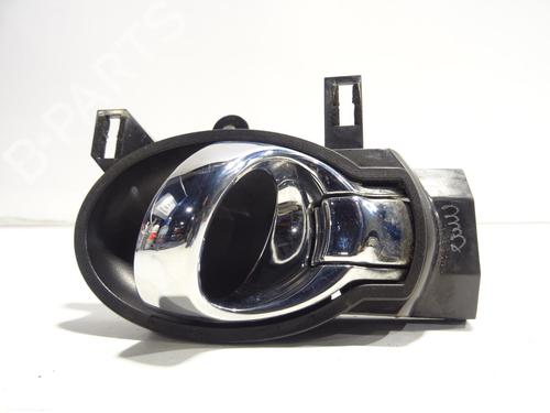 Used Front left interior door handle NISSAN JUKE (F15) [2010-2019]  30592497