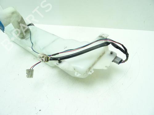 Sprinklertank Sprinklertank SUZUKI JIMNY Closed Off-Road Vehicle (SN) 1.5 DDiS 4x4 (86 hp) 33429428 33429428