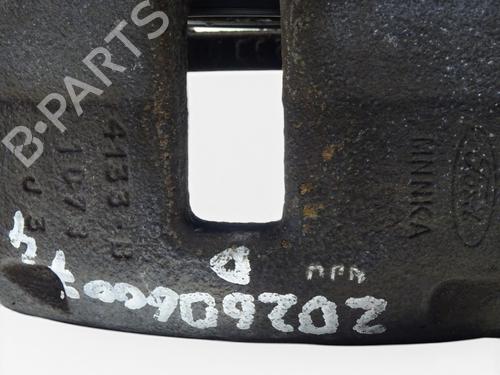 Used Right front brake caliper Right front brake caliper 37589338 37589338