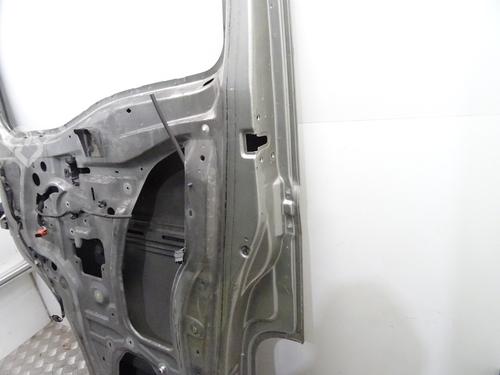 Right front door RENAULT MASTER II Van (FD) 2.5 dCi | BP27723277C3 
