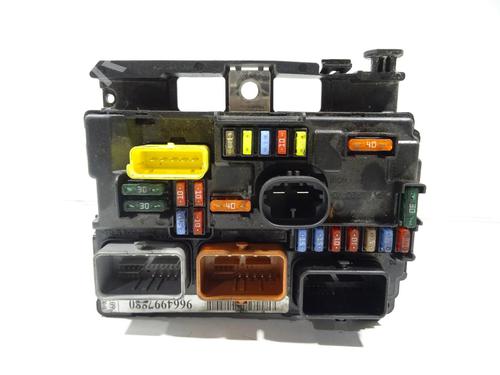 Used Fuse box CITROËN C3 Picasso (SH_) 1.6 HDi (90 hp) 29863409