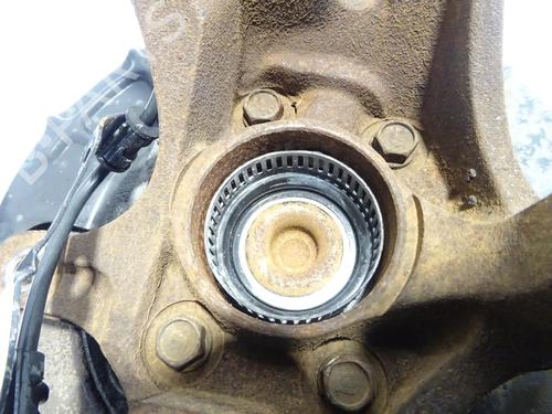 Venstre hjullejehus spindel KIA CEE'D SW (ED) 1.6 CRDi 115 | BP29961236M27