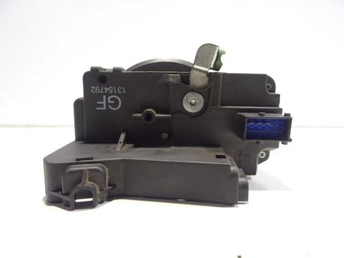 Front right lock OPEL CORSA C (X01) 1.2 Twinport (F08, F68) | BP28293145C97 