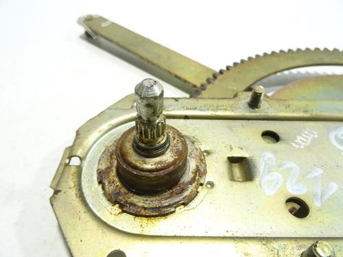 Used Front right window mechanism Front right window mechanism CITROËN VISA 17 D (60 hp) 21274730 21274730