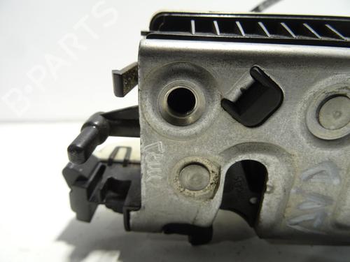 Front right lock PEUGEOT 208 I (CA_, CC_) 1.2 VTI 82 | BP22802950C97