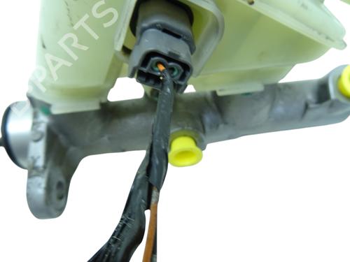 Używane Pompa hamulcowa Pompa hamulcowa HONDA CIVIC VIII Hatchback (FN, FK) 2.2 CTDi (FK3) (140 hp) 37445689 37445689