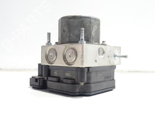 Used ABS pump ABS pump MERCEDES-BENZ CLA Shooting Brake (X117) CLA 180 (117.942) (122 hp) 32472887 32472887