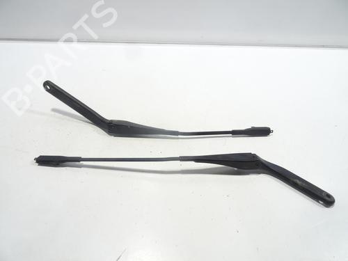 Used Front windshield wiper arm BMW 1 (E87) 116 i (115 hp) 26297517