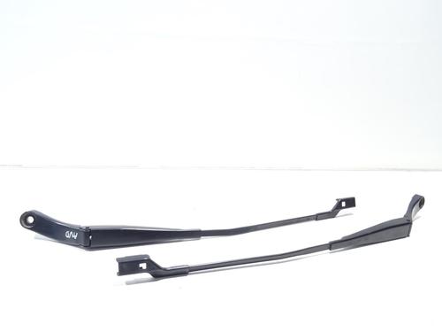 front-windshield-wiper-arm-opel-astra-k-b16-2015-2016-2017-2018-2019-2020-2021-2022-30059606 main image