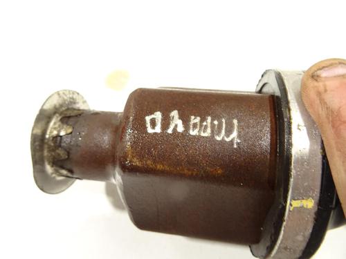 Used Right front driveshaft Right front driveshaft RENAULT CLIO II (BB_, CB_) 1.2 (BB0A, BB0F, BB10, BB1K, BB28, BB2D, BB2H, CB0A,... (58 hp) 32519885 32519885