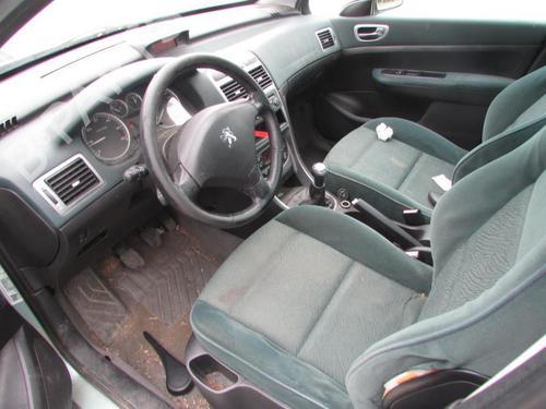 Left mirror PEUGEOT 307 Break (3E) 2.0 HDI 110 | BP20056525C26 