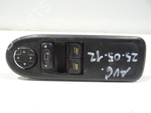 Used Left front window switch Left front window switch PEUGEOT 308 I (4A_, 4C_) 1.6 HDi (109 hp) 26657097 26657097