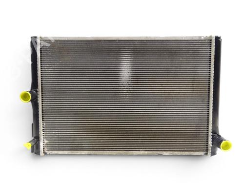 water-radiator-toyota-auris-_e15_-2006-2007-2008-2009-2010-2011-2012-2013-36279277 main image