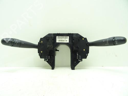 Used Steering column stalk CITROËN C4 I (LC_) 1.6 HDi (90 hp) 28325611