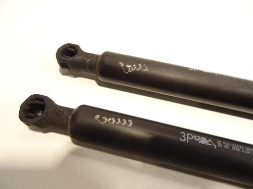 tailgate-lift-support-citroen-ds3-sa_-2009-2010-2011-2012-2013-2014-2015-2016-27591754 main image