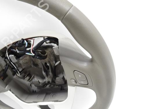 Steering wheel RENAULT ZOE (BFM_) ZOE | BP38780567C49 - Image 5