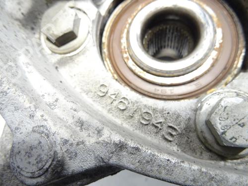 Left front steering knuckle VOLVO S60 I (384) 2.4 | BP31851049M25