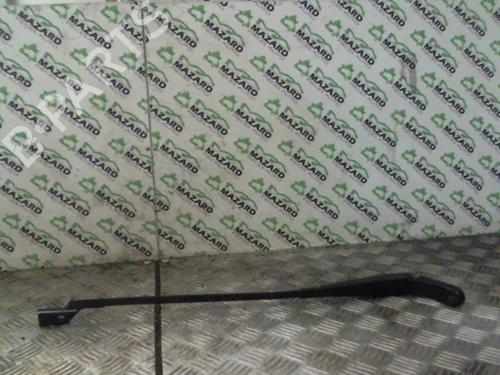 Used Front windshield wiper arm PEUGEOT 3008 I MPV (0U_) 2.0 HDi 150 / BlueHDi 150 (150 hp) 20073732