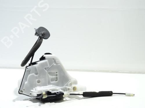 front-right-lock-renault-arkana-i-lcm_-ldn_-2019-27633768 main image