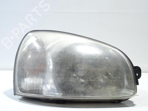 Used Right headlight HYUNDAI SANTA FÉ I (SM) 2.0 CRDi 4x4 (125 hp) 23786045