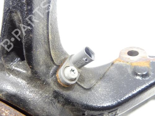 Used Right front steering knuckle Right front steering knuckle CITROËN C4 III (BA_, BB_, BC_) 1.2 Hybrid 136 (BAHPYJ) (136 hp) 29484571 29484571