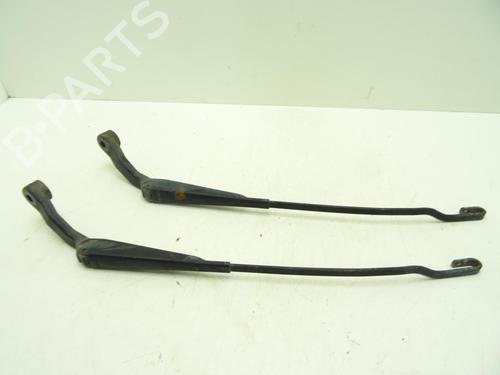 Used Front windshield wiper arm SUZUKI VITARA (ET, TA, TD) 1.9 D All-wheel Drive (SE419TD) (75 hp) 29589422