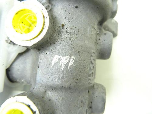 Brake master cylinder FORD TRANSIT Van (FA_ _) 2.2 TDCi | BP29185054M77  - Image 6