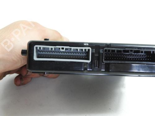 Used Control unit Control unit RENAULT KADJAR (HA_, HL_) 1.5 dCi 110 (HLA3) (110 hp) 22556101 22556101