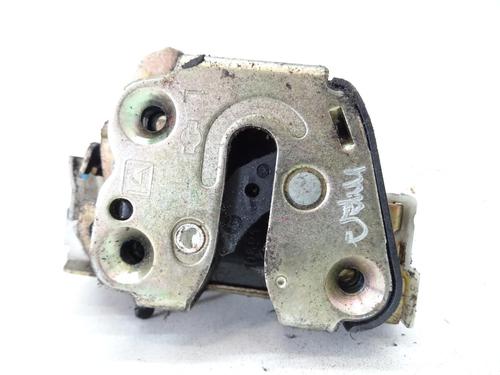 Rear left lock NISSAN TERRANO II (R20) 2.7 TDi 4WD | BP20054525C100 