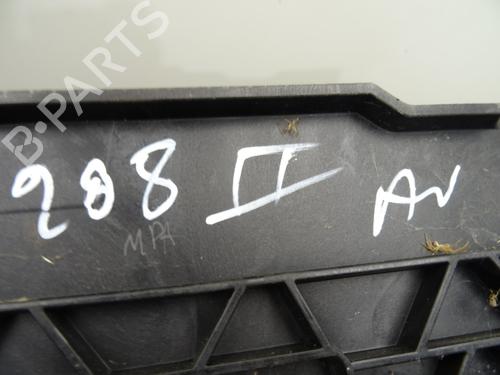 Frontplade/Frontkurv PEUGEOT 208 II (UB_, UP_, UW_, UJ_) 1.2 PureTech 75 | BP29188408C72 