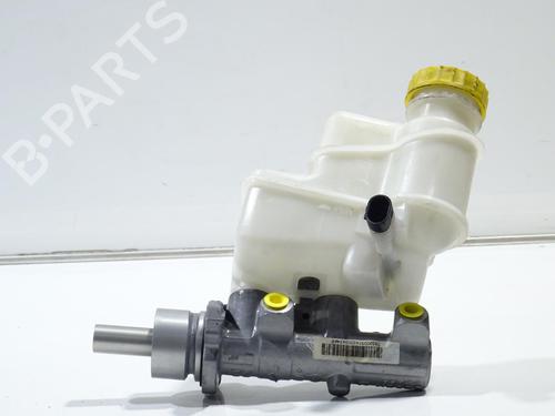 Used Brake master cylinder Brake master cylinder FIAT PANDA (169_) 1.3 D Multijet (169.AXC1A) (70 hp) 21776278 21776278