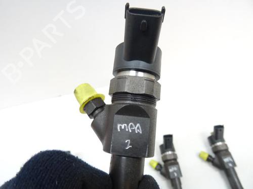 Used Injector SUZUKI GRAND VITARA II (JT, TE, TD) 1.9 DDiS All-wheel Drive (JT419, TD44, JB419WD, JB419XD,... (129 hp) 20043911