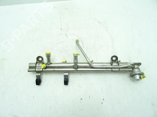 Used Injection rail BMW 3 (E46) 316 i (105 hp) 32263996